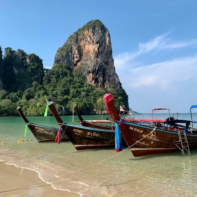 หาดไร่เลย์ กระบี่  #เกาะส่วนตัว 🌊