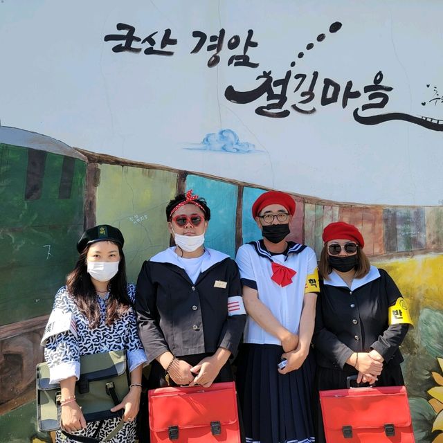 레트로 감성 뿜뿜.. 군산여행 필수코스:철길마을🚂🌸