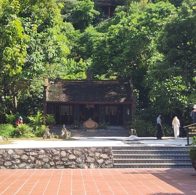  Ninh Binh Pagoda for heritage enthusiast.