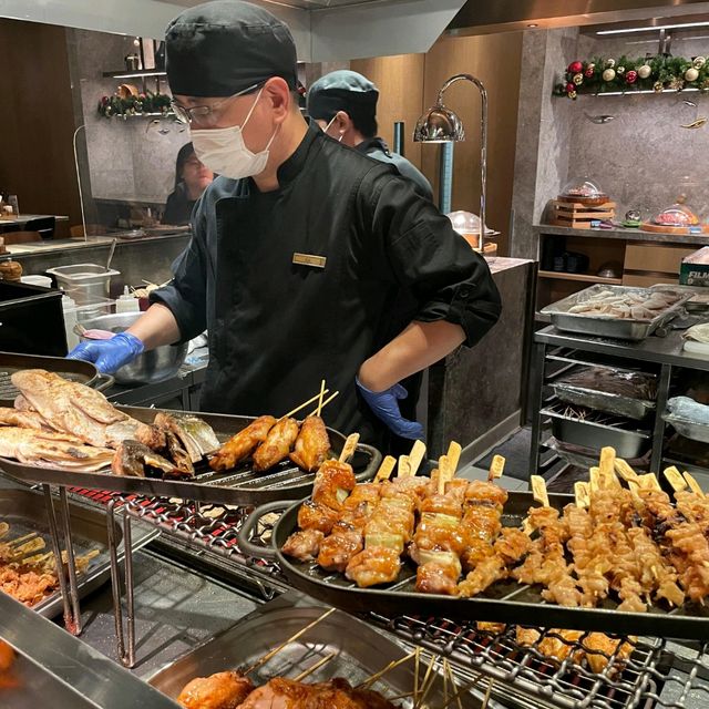 有 Kids Area 嘅自己餐廳，仲有超多款美食