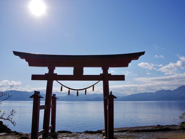 【秋田県・仙北市】煌めく濃淡の田沢湖✨
