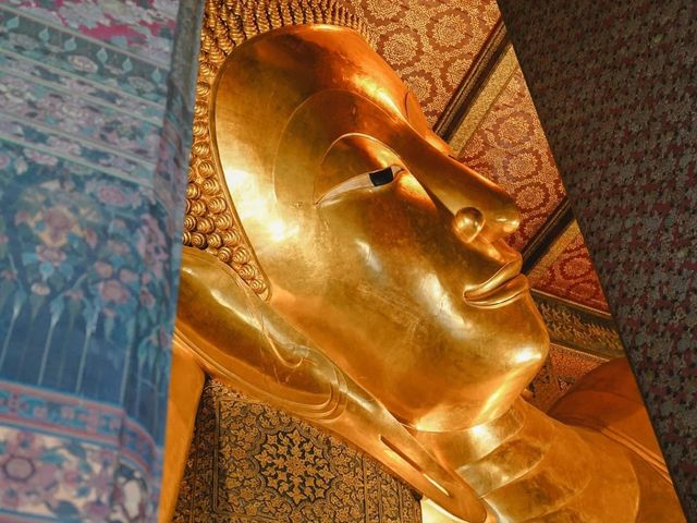 ไหว้พระขอพร เสริมความปัง วัดพระเชตุพนฯ 