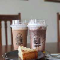 🥤𝙍𝙪𝙗𝙡𝙤𝙢 𝘾𝙖𝙛𝙚 𝙖𝙣𝙙 𝘽𝙖𝙧 🚢คาเฟ่ริมน้
