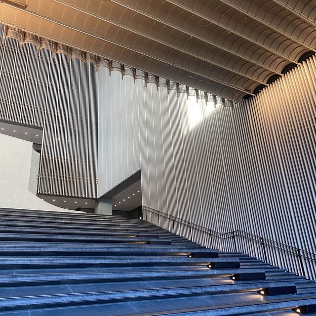 故宮文化博物館 - 香港高樓大廈中的一點綠