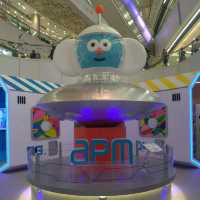 APM × MOMO PLANET