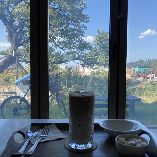 《釜山》 田原咖啡店
