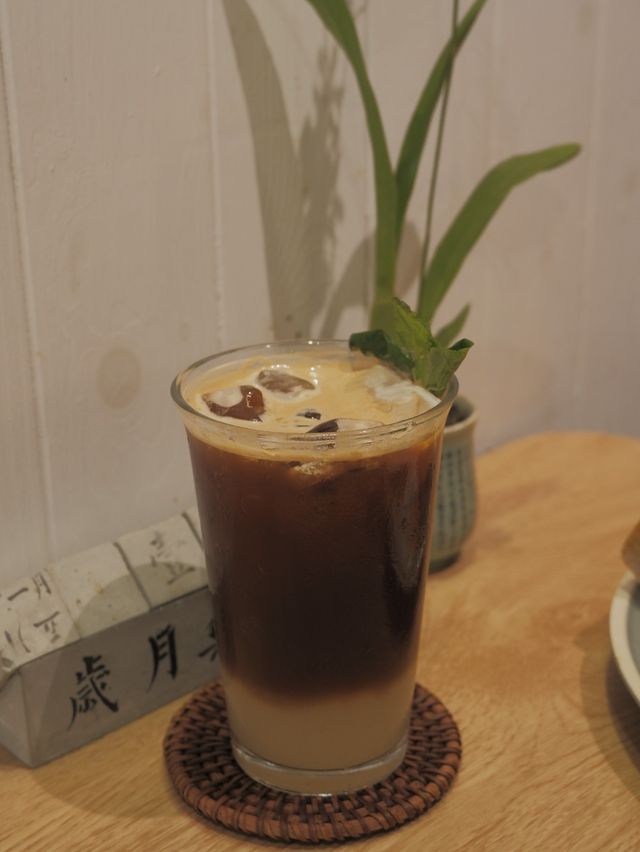 考你數字的毛筆咖啡店😂 