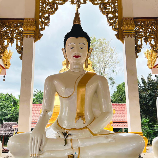 วัดพระธาตุจอมจันทร์ จ.เชียงราย