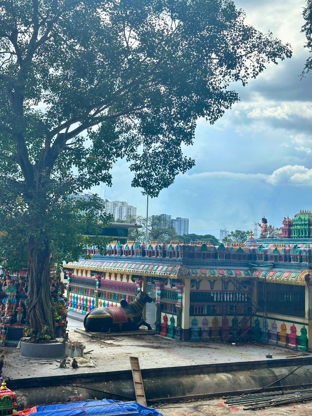 ปีนบันได ไต่ถ้ำบาตู BATU CAVES มาเลเซีย