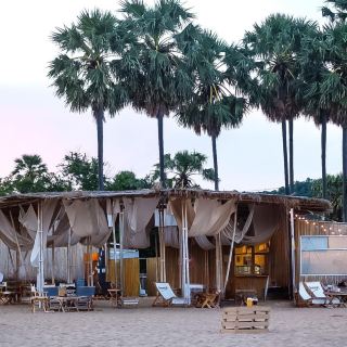 BAMP : Beach & Cafe   