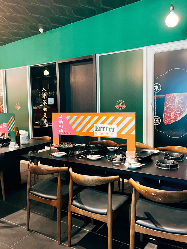 🍚新北三峽美食探店👣 狂一鍋－北大學成店－鹹香湯頭專門店