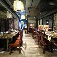 高質宮廷風火鍋店
