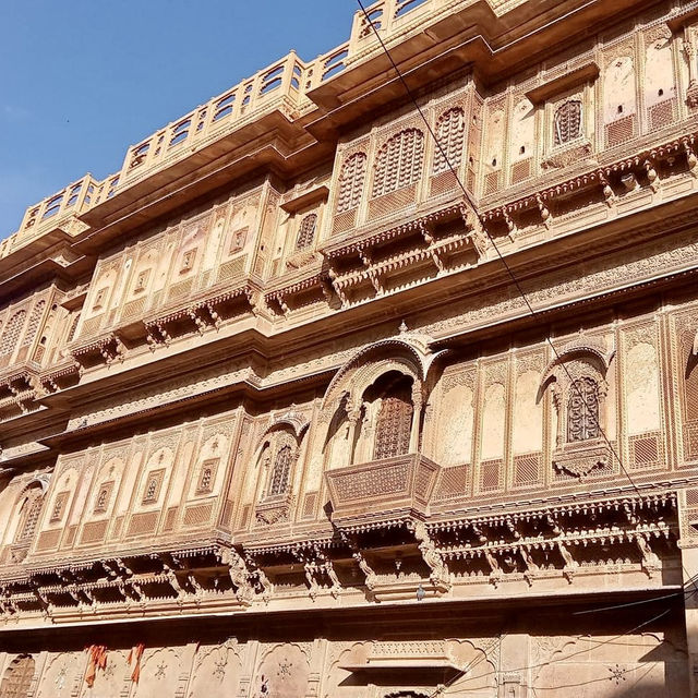 🌟 Exploring the 3 Majestic Havelis of Jaisalmer!🐫