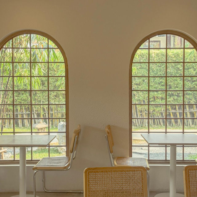   Khaam Khaoyai
