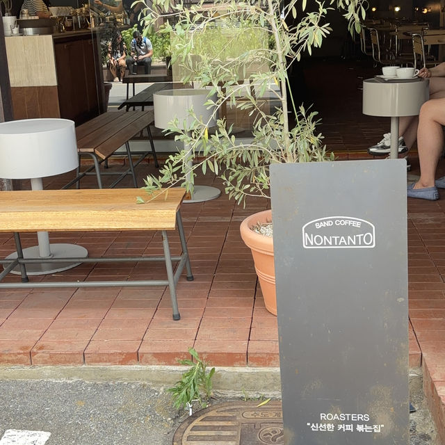 【新村/ソウル】砂の熱でコーヒー？！新感覚カフェ