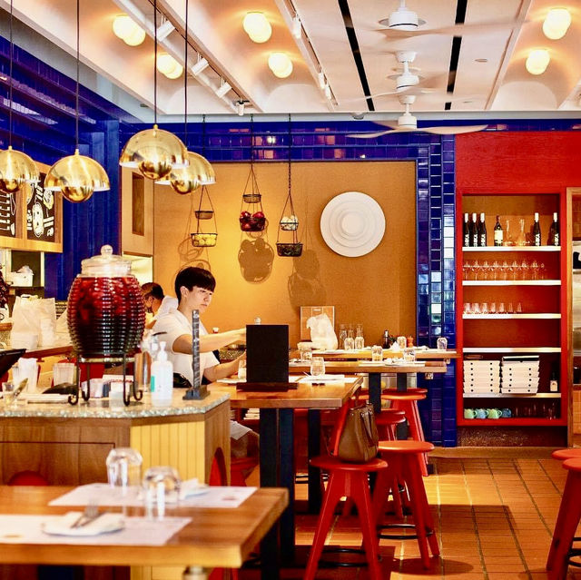 Tapas, 24 Singapore
