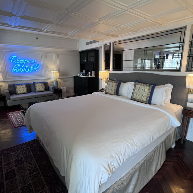 BANGKOK MUST STAY 5 STAR HOTEL -AKARA HOTEL 