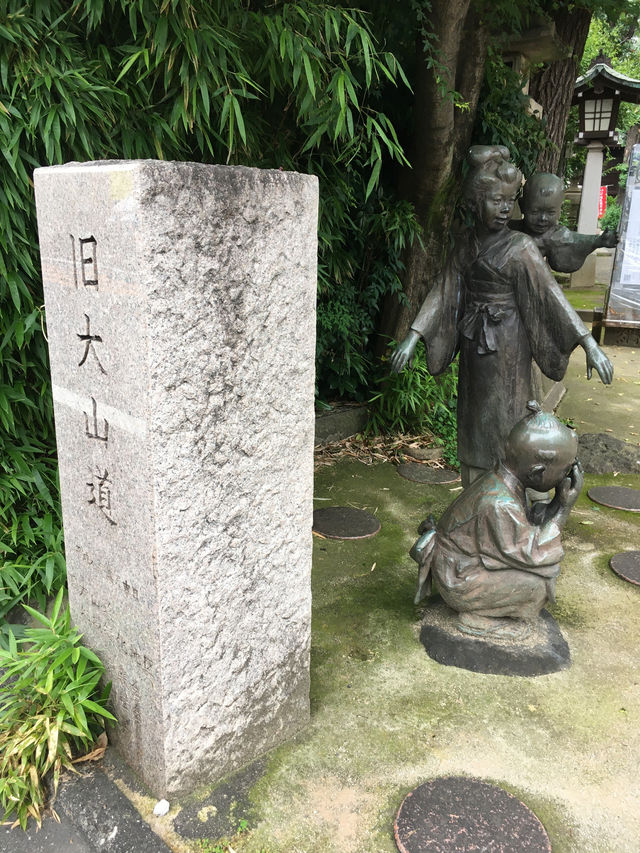 探索池尻稻荷神社：東京市中心的靈性綠洲
