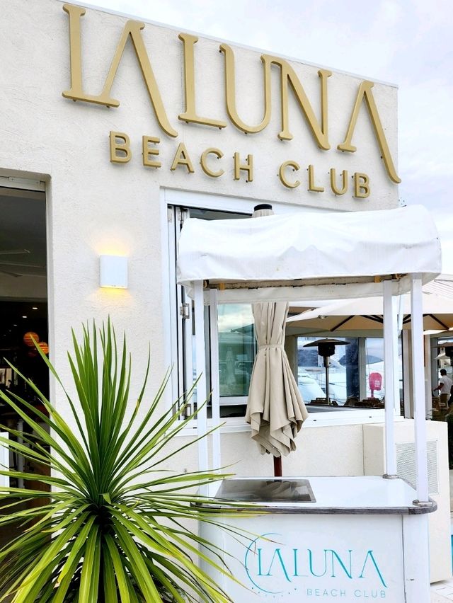🇦🇺 Luxurious Beach Club in Gold Coast, Australia