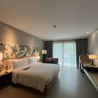 Le Meridien Phuket Mai Khao Beach Resort