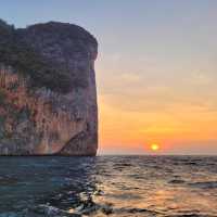 Phi Phi Saii