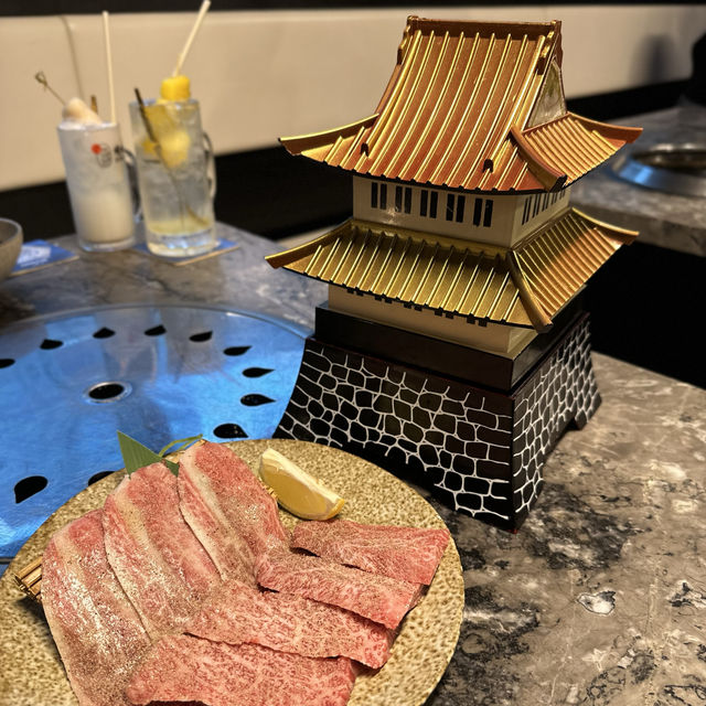 激抵燒肉盛．人均$3XX．嘆日本和牛