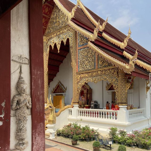 ไหว้พระคู่เมืองเชียงใหม่ “วัดพระสิงห์วรมหาวิหาร”