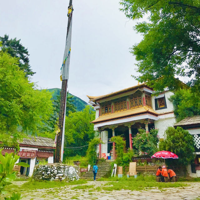 A rich tapestry of culture and spirituality 🇨🇳