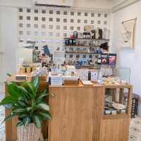 Narisa Cafe & Creative Space 🍃🌻
