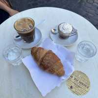Sip Coffee at Rome’s Famous Old Cafe☕️