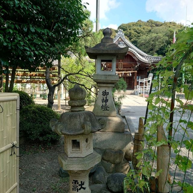 手水舎が見どころの「熊野神社」