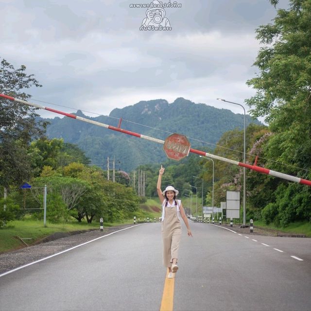 ขับรถเที่ยวเขื่อนวชิราลงกรณ์
