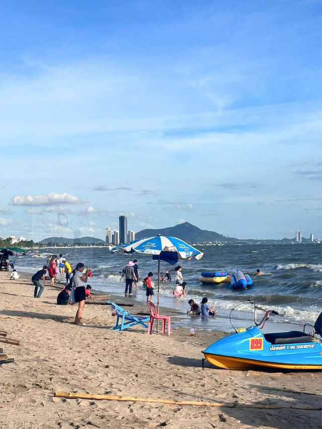🏖 นั่งชิวๆ ที่ ชายหาดบางแสน