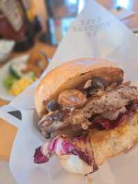【ハーバーランド】サラダバー付き♪おひとり様ランチ