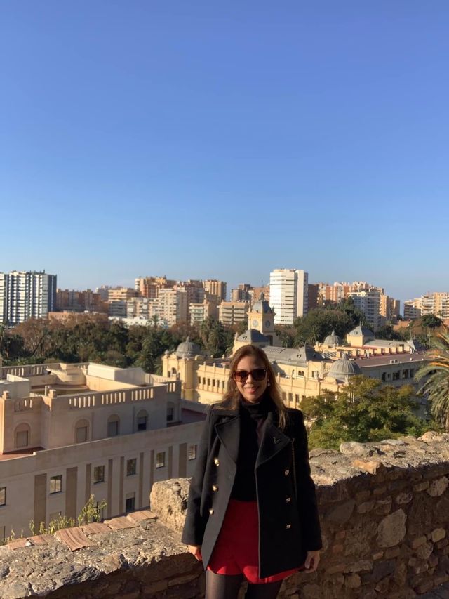 🌴Picturesque Castle and Wonderful Views of Malaga🇪🇸