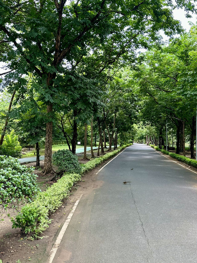 ชื่อ“สวนรถไฟ” แต่มีไว้สำหรับปั่นรถจักรยาน 🚴‍♀️