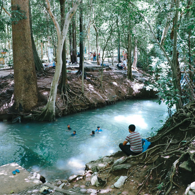 น้ำผุดธรรมชาติบ้านท่าช้าง