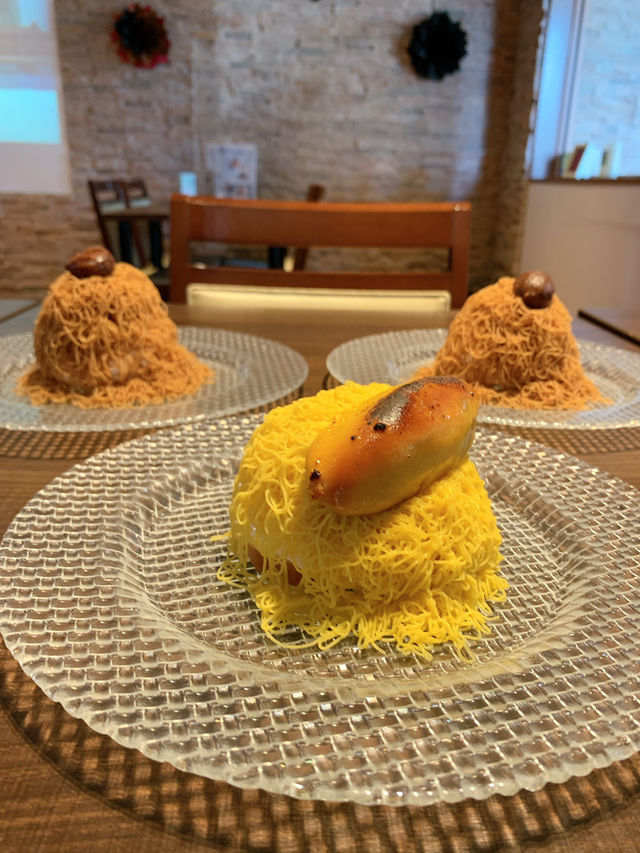 【久留米カフェ】目の前でしぼられる生搾りモンブランが嬉しい🌰