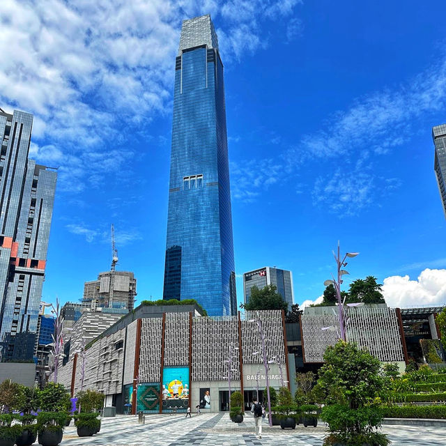 🇲🇾 Explore Malaysia’s Iconic Towers: A Tour Above the Clouds