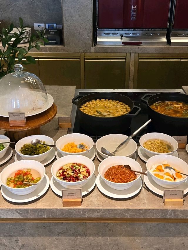 センターラーリザーブサムイの朝食ビュッフェ