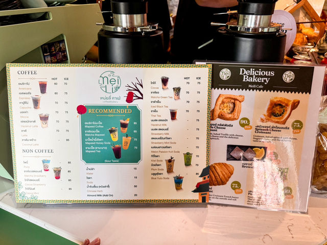 คาเฟ่ริมคลองภาษีเจริญ Meili cafe