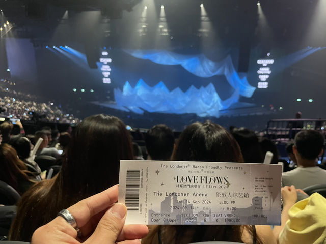 Raymond Lam’s Love Flows Live in Macao