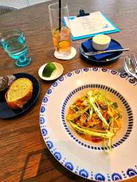 【宮古島】有名シェフのお料理を絶景を見ながら味わう