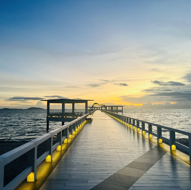 Serene Sunsets at Bangsaen Beach