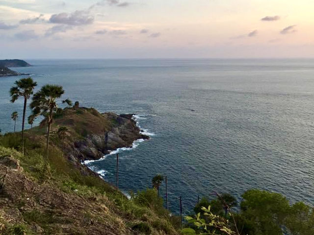 จุดชมวิวพระอาทิตย์ตกสุดฮิต @Phuket 🌅 ต้องไป!