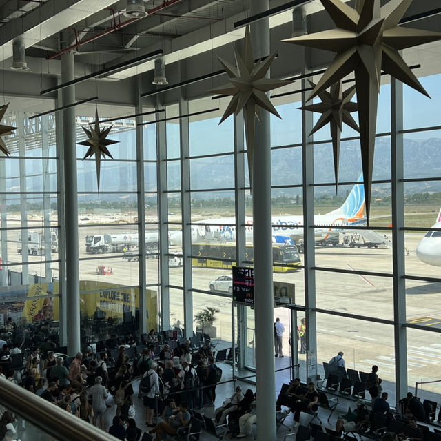 Tirana Airport … 