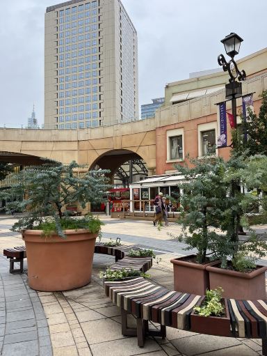 Kawasaki City] Just like Medieval Europe! An outdoor shopping mall
