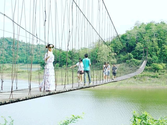 สะพานแขวน อุทยานแห่งชาติแก่งกระจาน