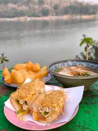 ร้านกาแฟประชานิยม  หลวงพระบาง
