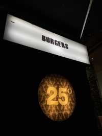 25 Degrees ร้านเบอร์เกอร์สไตล์อเมริกัน🍔🇺🇸